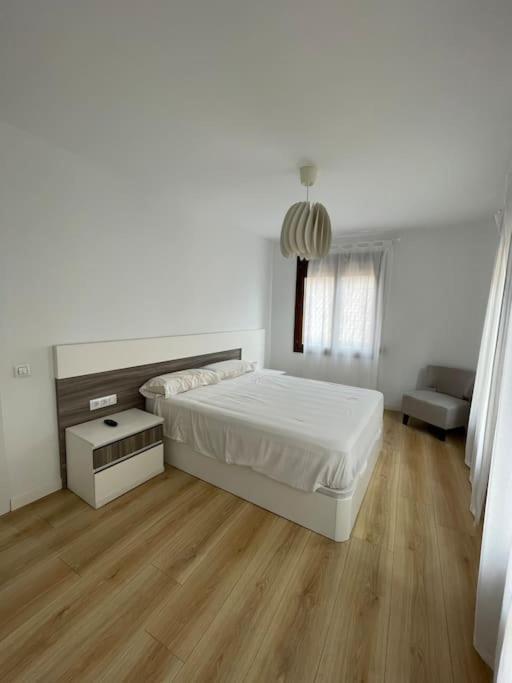 Apartamento Las Vistas Teruel Luaran gambar